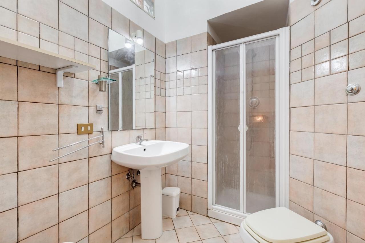Appartamento Con 3 Camere Da Letto E 2 Bagni Vicino Al Vaticano Roma Ngoại thất bức ảnh